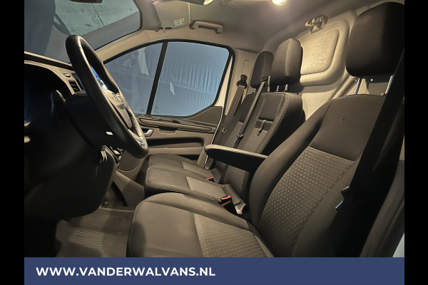 Ford Transit Custom 2.0 TDCI **BPM VRIJ voor de Ondernemer** L2H1 Euro6 Airco | Navigatie | Imperiaal | 2800kg Trekhaak | Camera | LED Apple Carplay, Android Auto, Verwarmde voorruit, Cruisecontrol, Parkeersensoren, Bijrijdersbank