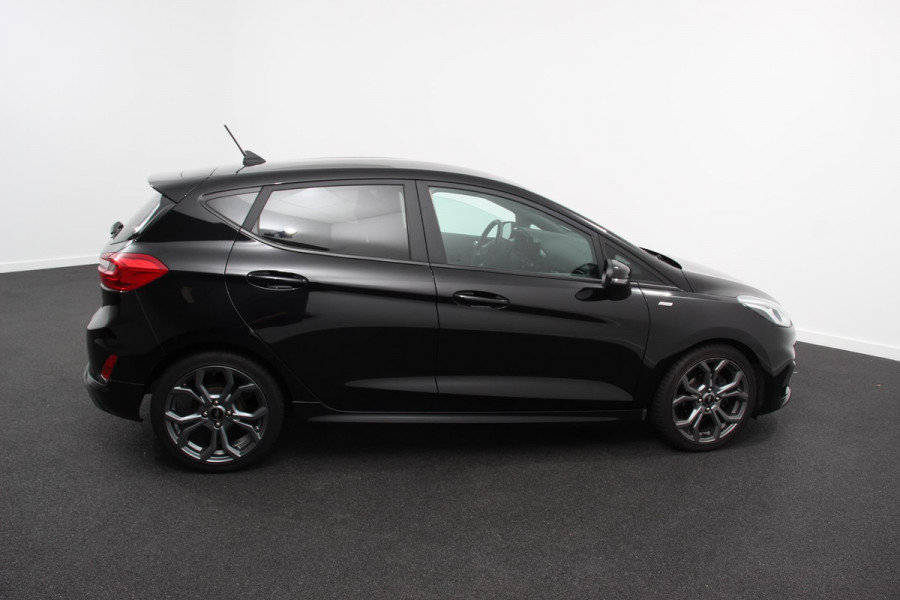 Ford Fiesta 1.0 EcoBoost ST-Line | Navigatie | Climate Control | DAB | Stoelverwarming | Parkeer Sensoren | Led | Lichtmetalen Velgen 17"