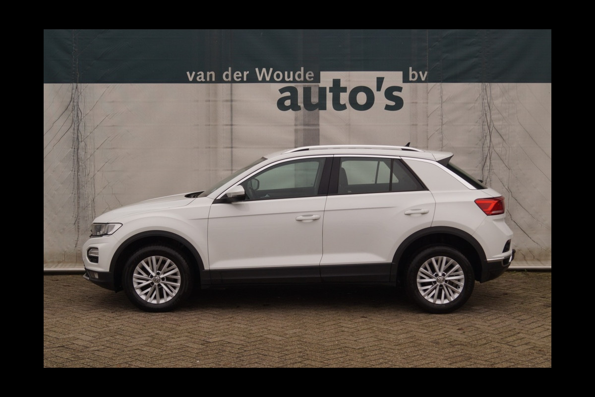 Volkswagen T-Roc 1.5 TSI 150pk DSG Style Business -NAVI-ECC-PDC-