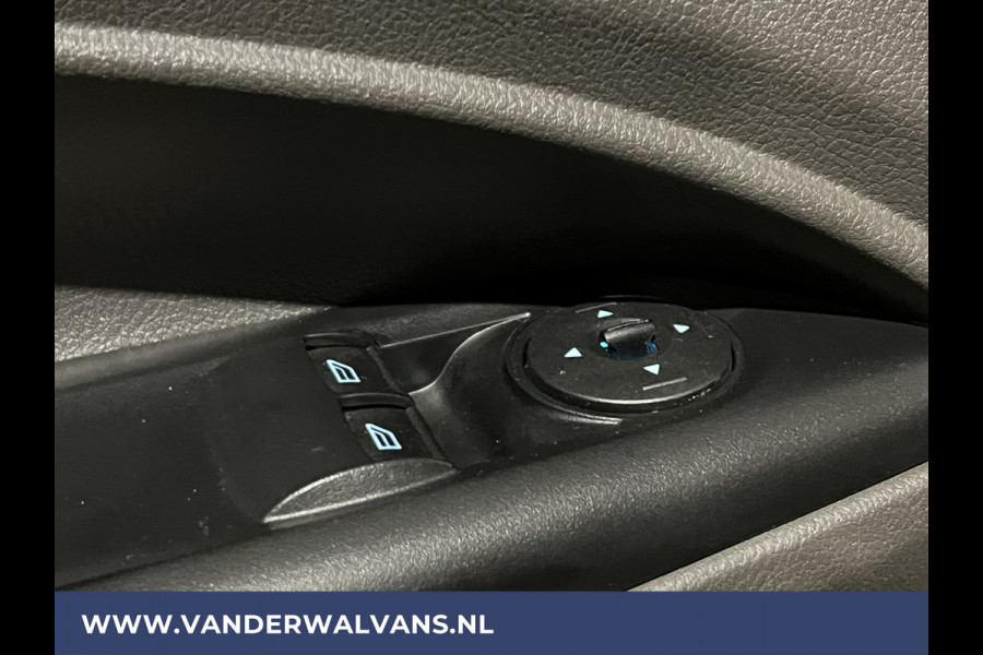 Ford Transit Connect 1.5 EcoBlue **BPM VRIJ voor de Ondernemer** L1H1 Euro6 Airco | 3-Zits | Camera | Trekhaak | Cruisecontrol Parkeersensoren, Verwarmde voorruit, Bijrijdersbank