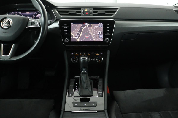 Škoda Superb 1.5 TSI Business Edition | Trekhaak | Stoelverwarming | Leder/Alcantara | Camera | Canton Sound | Carplay | Memory | Virtual Cockpit | Verwarmde voorruit