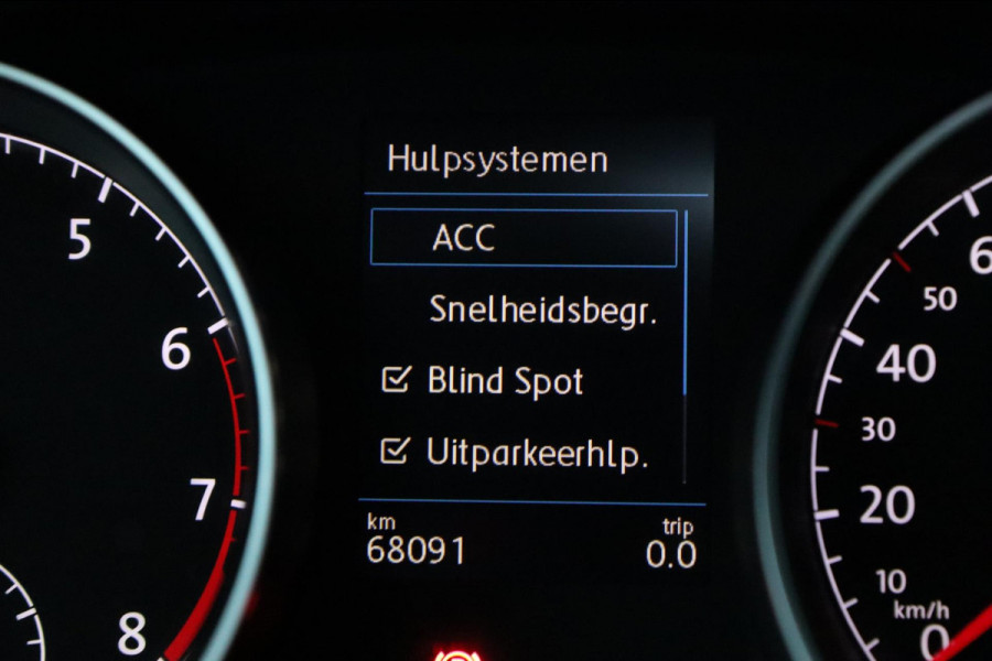 Volkswagen Golf 1.5 TSI ACT Highline / PANODAK / LEDER / KEYLESS / DODEHOEK