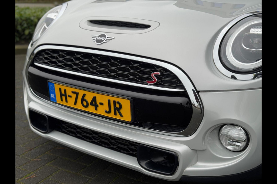 MINI Mini 2.0 Cooper S 192 PK Chili, 5 deurs,stoelverwarming, navigatie, climaat control,parelmoer