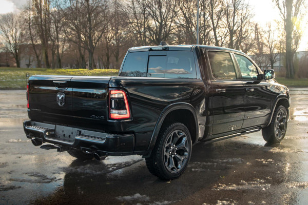 Dodge Ram 1500 Limited Edition 5.7 V8 4x4 Crew Cab LPG onderbouw