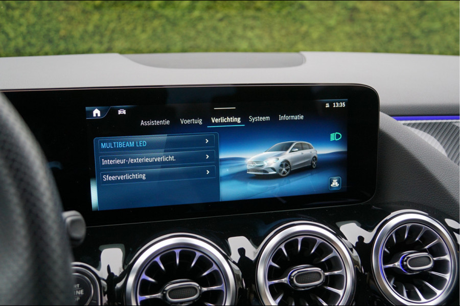 Mercedes-Benz B-Klasse B 250 e AMG Line Night | Burmester Multibeam Keyless-Go Verwarmd Stuurwiel