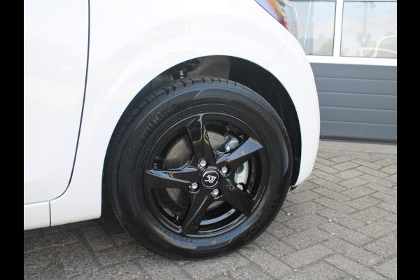 Kia Picanto 1.0 DPi BlackLine | 5-Pers. | Airco | Cruise | Bluetooth | Priv Glass | Black Gloss Velgen