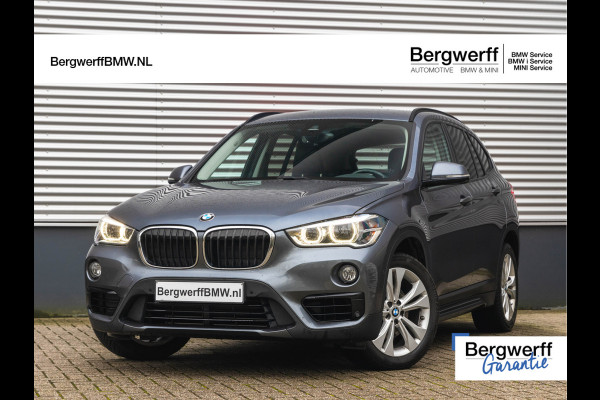 BMW X1 sDrive18i - Sportline - Trekhaak - Camera - Leder - Hifi