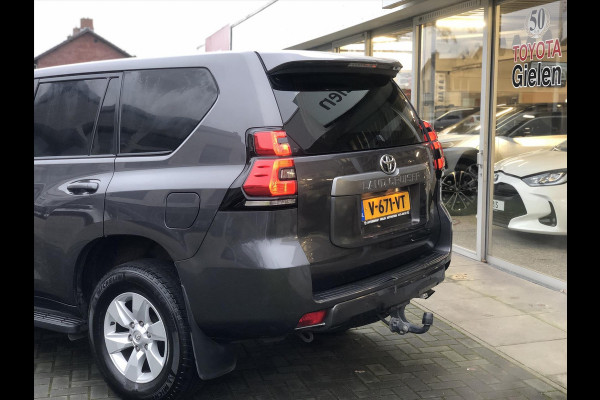 Toyota Land Cruiser 2.8 D-4D 177pk Blind Van Challenger | Eerste eigenaar, Trekhaak, Parkeersensoren, Navigatie, Stoelverwarming, Weinig KM