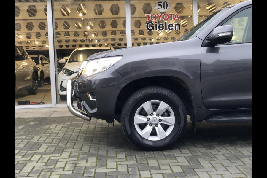 Toyota Land Cruiser 2.8 D-4D 177pk Blind Van Challenger | Eerste eigenaar, Trekhaak, Parkeersensoren, Navigatie, Stoelverwarming, Weinig KM