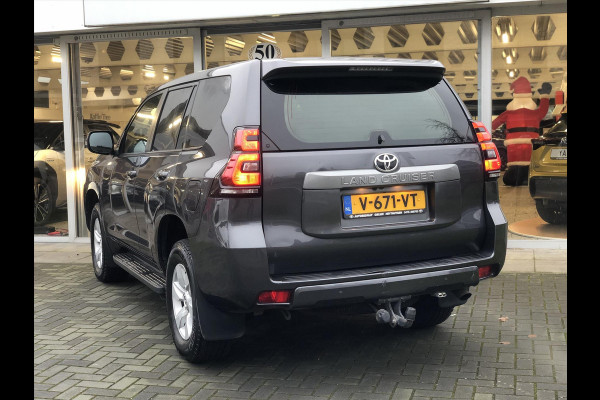 Toyota Land Cruiser 2.8 D-4D 177pk Blind Van Challenger | Eerste eigenaar, Trekhaak, Parkeersensoren, Navigatie, Stoelverwarming, Weinig KM