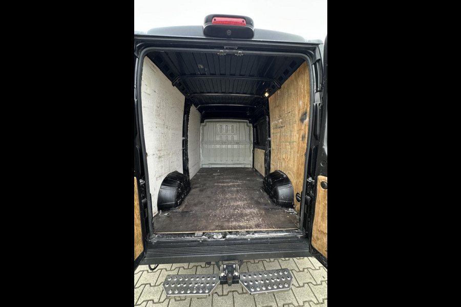 Fiat Ducato 33 2.3 MultiJet L2H2