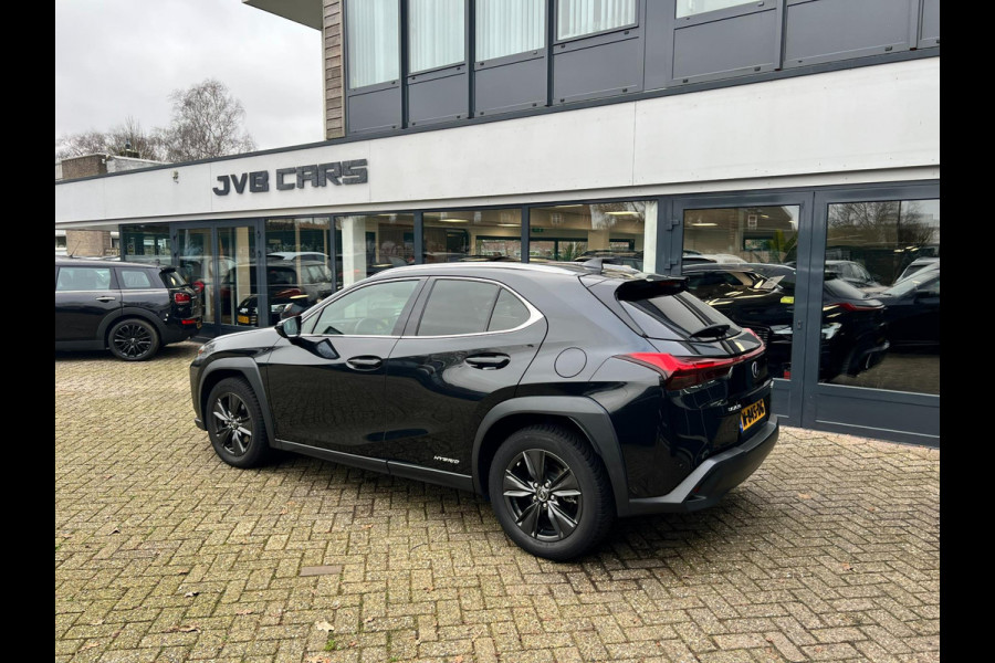 Lexus UX 250h Business Line Pro