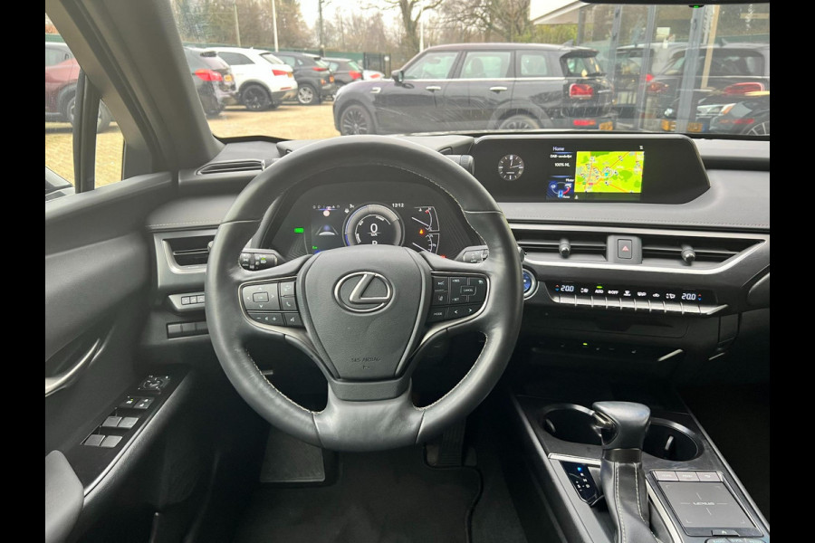 Lexus UX 250h Business Line Pro