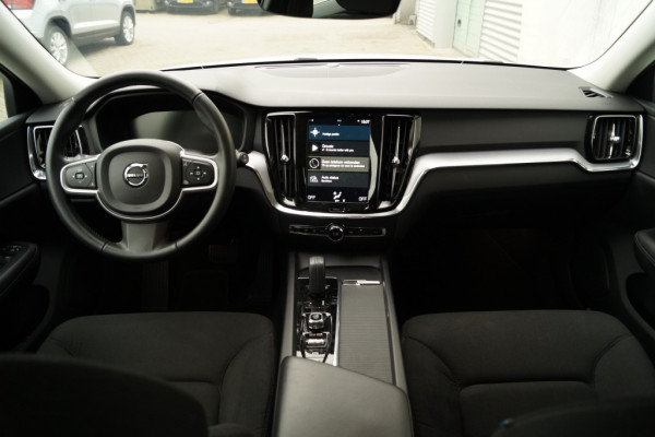 Volvo V60 2.0 B4 197pk Automaat Business Pro -NAVI-ECC-PDC-