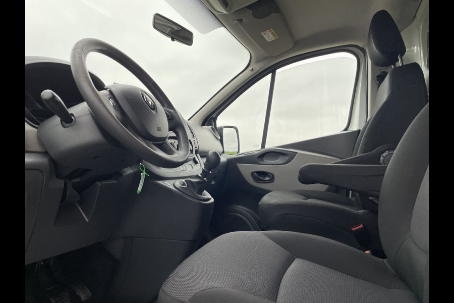 Renault Trafic 1.6 dCi E6 Comfort BPM Vrij! Lease €203p/m, Airco, Navi, Bedrijfsinrichting, PDC, Trekhaak, Volledig onderhoudshistorie aanwezig