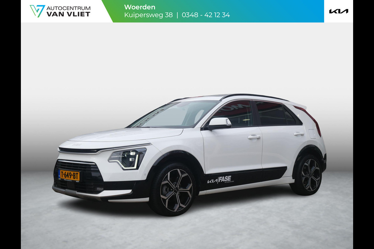 Kia Niro 1.6 GDi Hybrid ExecutiveLine | Schuif-/kanteldak | Stoel-/stuurverwarming | Harman Kardon | 18'' lichtmetaal | Draadloos opladen smartphone