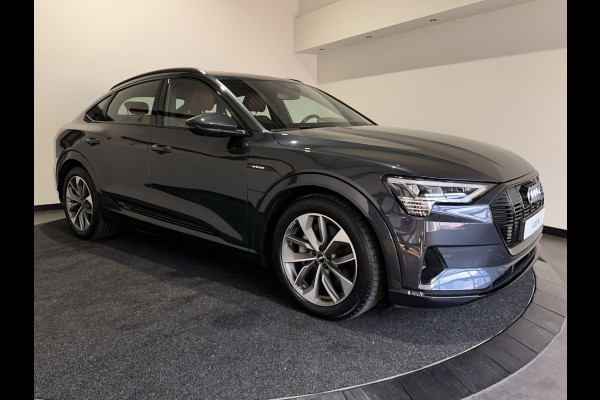 Audi e-tron Sportback 55 quattro Business edition 95 kWh | Afneembare trekhaak | Topview 360 graden camera | Bang & Olufsen sound Deze maand gratis laadpas met € 500,- laad tegoed!