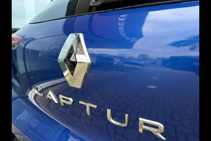 Renault Captur 1.6 E-Tech Plug-in Hybrid 160 Intens - Groot Navi - Camera - Climate - Parkeerhulp