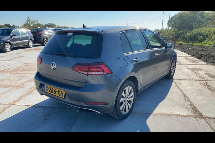 Volkswagen Golf 1.0 TSI Comfortline Business