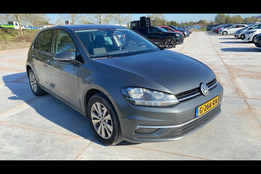 Volkswagen Golf 1.0 TSI Comfortline Business