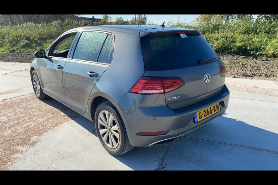 Volkswagen Golf 1.0 TSI Comfortline Business