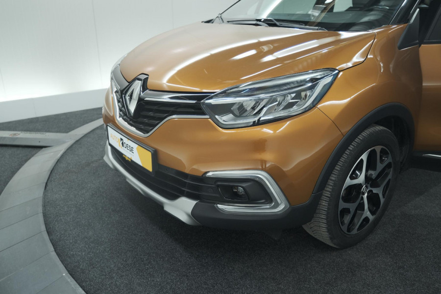 Renault Captur TCe 120 EDC Intens | Trekhaak | Camera | Stoelverwarming | Navigatie