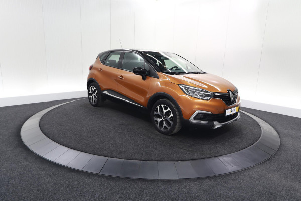 Renault Captur TCe 120 EDC Intens | Trekhaak | Camera | Stoelverwarming | Navigatie