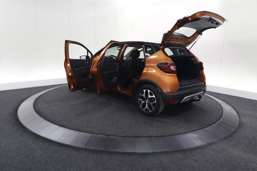 Renault Captur TCe 120 EDC Intens | Trekhaak | Camera | Stoelverwarming | Navigatie