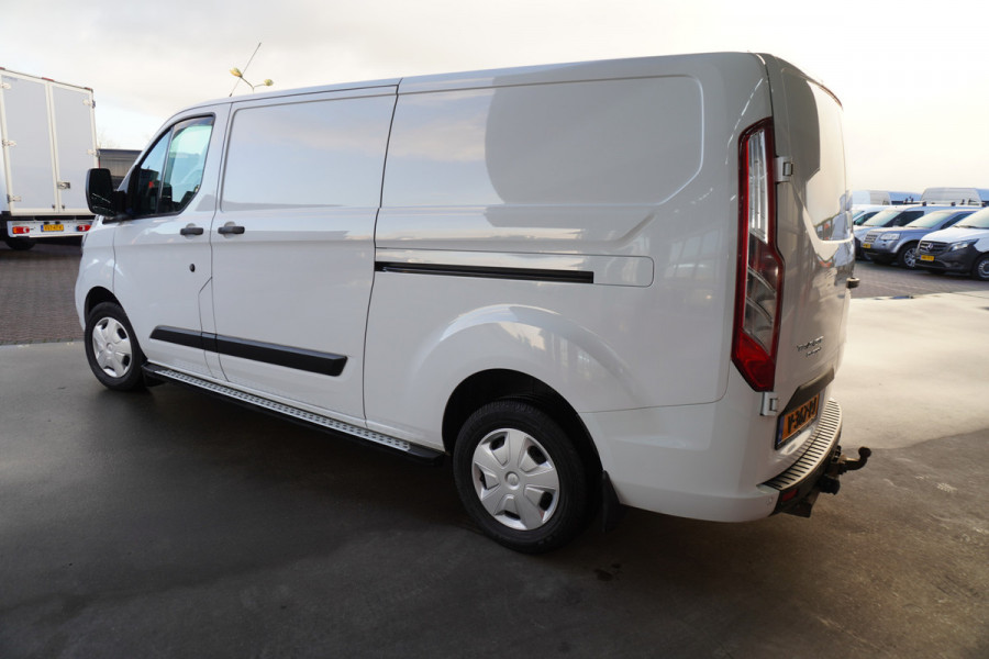 Ford Transit Custom 300L 2.0 TDCI 130PK L2H1 Trend Schuifdeur links en rechts nr.V011 | Airco | Cruise | Trekhaak