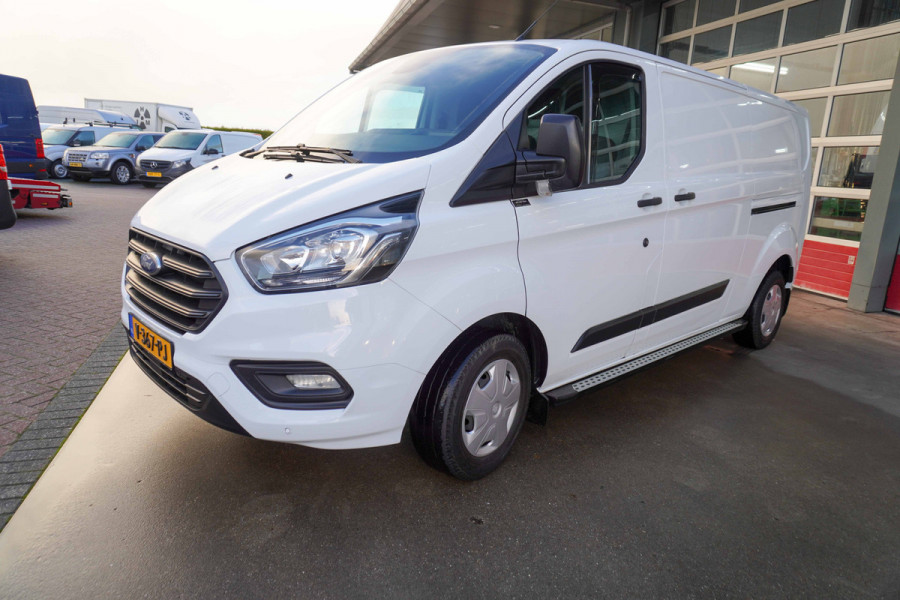 Ford Transit Custom 300L 2.0 TDCI 130PK L2H1 Trend Schuifdeur links en rechts nr.V011 | Airco | Cruise | Trekhaak