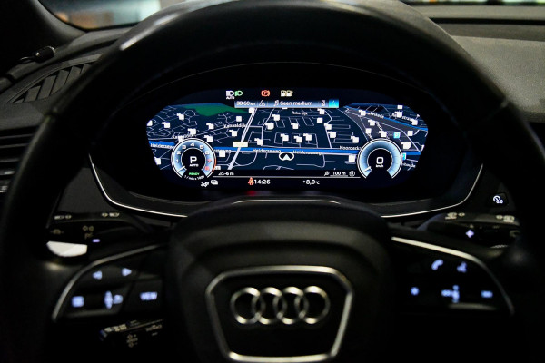 Audi Q5 50 TFSI e quattro S-Line. ACC, 360, Keyless, Sfeer, Matrix, CarPlay!