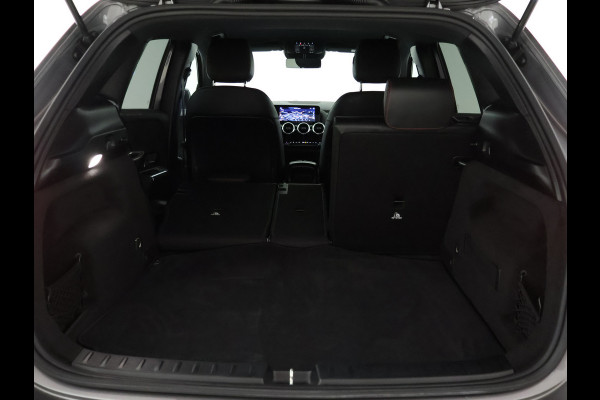 Mercedes-Benz GLA 250 e Business Solution AMG Limited | Lichtmetalen velgen | MBUX wide screen | Parking support | Navigatie | Inclusief 24 maanden MB Certified garantie voor Europa.