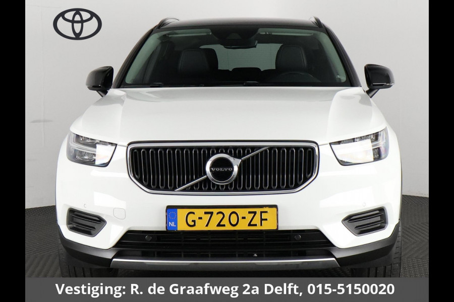 Volvo XC40 1.5 T3 Momentum Pro Two-Tone