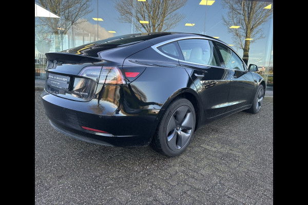 Tesla Model 3 Long Range AWD 75 kWh - Autopilot Rijbereik tot 560km (WLTP)