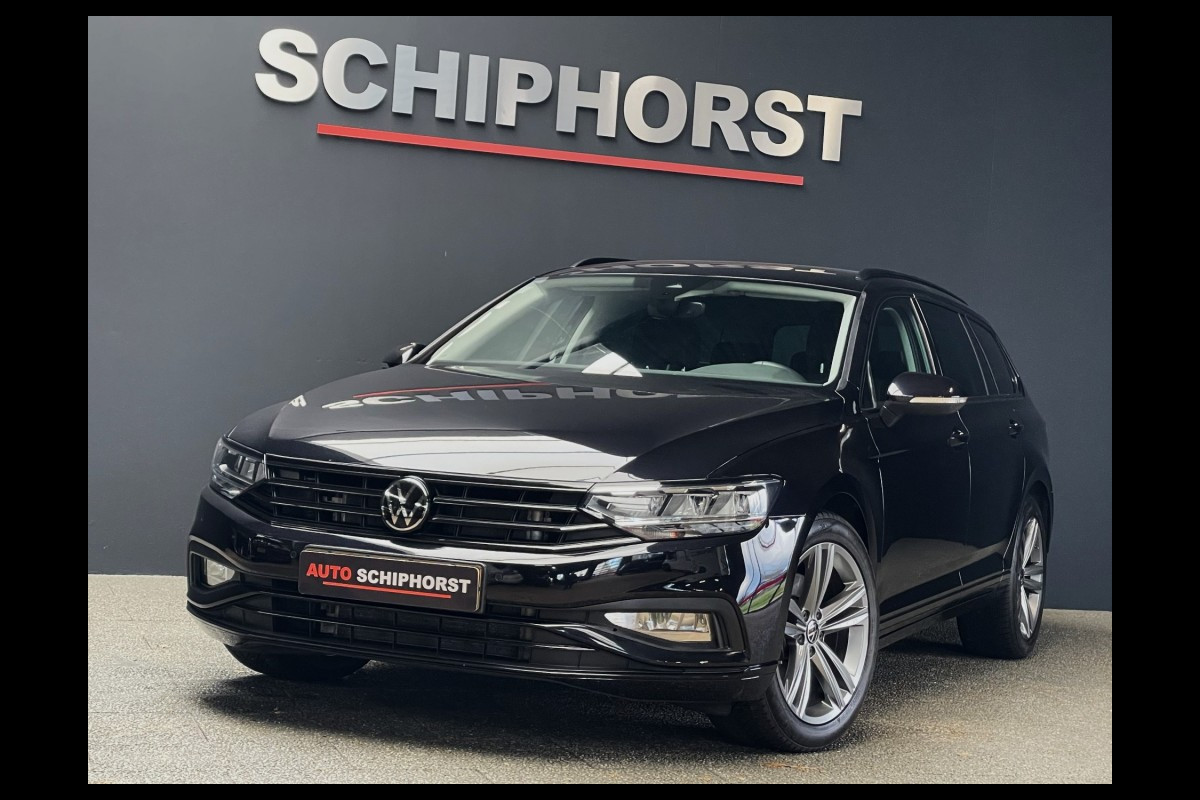 Volkswagen Passat Variant 1.5Tfsi Led/Acc/Dsg/trekhaak/18 inch R-line/blackline