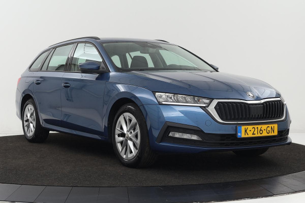 Škoda Octavia 1.0 TSI Business Edition | Trekhaak | Stuurverwarming | Adaptive cruise  | Sfeerverlichting | Carplay | Navigatie | Full LED