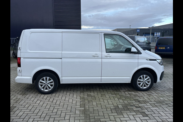 Volkswagen Transporter 2.0 TDI 150 PK **BPM VRIJ** AUTOMAAT EURO6 L1H1 Carplay/achteruitrijcamera