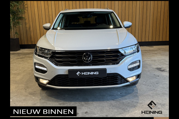 Volkswagen T-Roc 1.0 TSI Style Business Camera, Apple-carplay, Navi, Elektrische klep, Adaptive-Cruise.