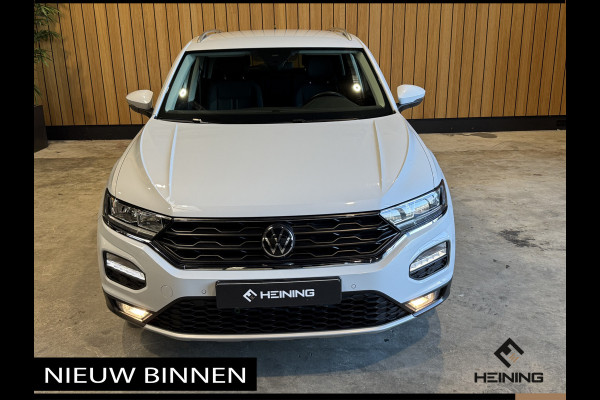 Volkswagen T-Roc 1.0 TSI Style Business Camera, Apple-carplay, Navi, Elektrische klep, Adaptive-Cruise.