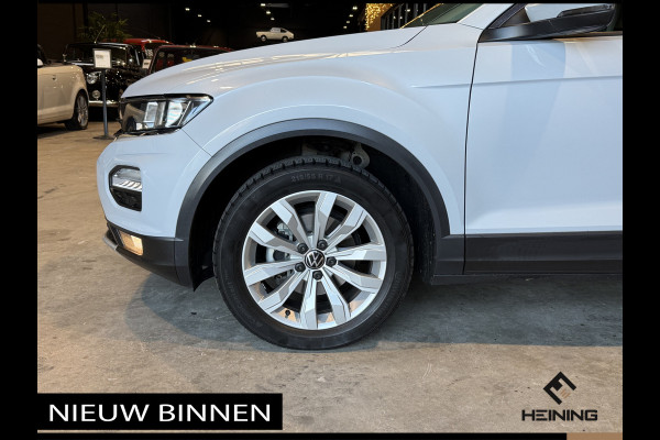 Volkswagen T-Roc 1.0 TSI Style Business Camera, Apple-carplay, Navi, Elektrische klep, Adaptive-Cruise.