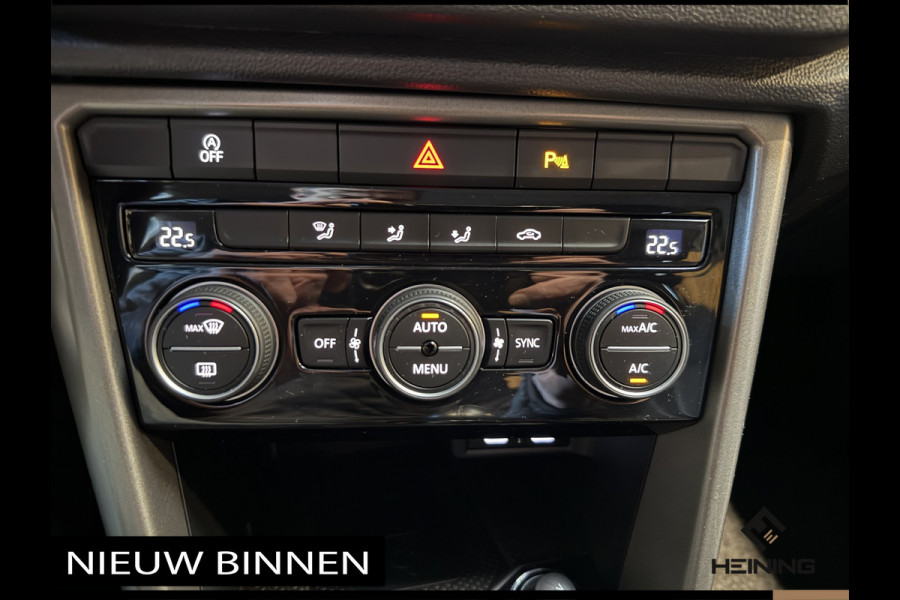 Volkswagen T-Roc 1.0 TSI Style Business Camera, Apple-carplay, Navi, Elektrische klep, Adaptive-Cruise.