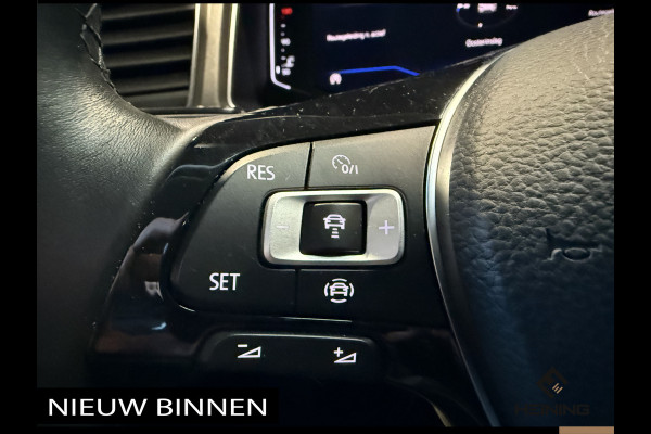 Volkswagen T-Roc 1.0 TSI Style Business Camera, Apple-carplay, Navi, Elektrische klep, Adaptive-Cruise.