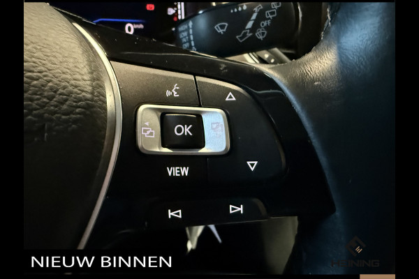 Volkswagen T-Roc 1.0 TSI Style Business Camera, Apple-carplay, Navi, Elektrische klep, Adaptive-Cruise.