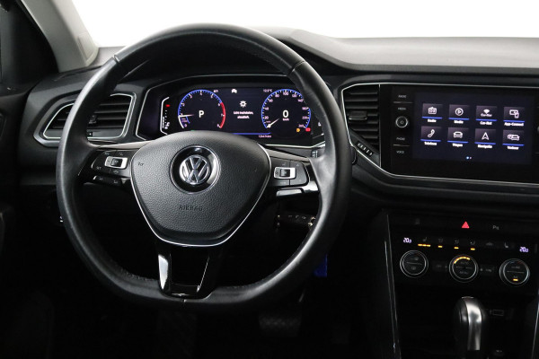 Volkswagen T-Roc 1.5 TSI Sport Automaat (DIGITALE COCKPIT, STOELVERWARMING, CAMERA, PDC, 1e EIGENAAR, GOED ONDERHOUDEN)