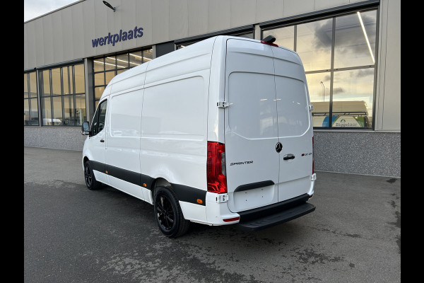 Mercedes-Benz Sprinter 317 CDI L2 H2 MBUX / Navigatie / Camera / Parkeersensoren / Cruise control / Airco / 270 Graden achterdeuren