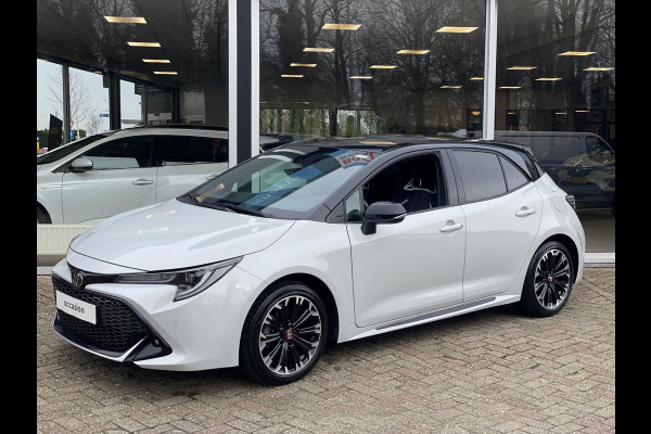 Toyota Corolla 1.8 Hybrid GR-Sport Full option! / Sportstoel / Navi / Stoelverw. / LM 17'' / P-sens & camera / Metallic