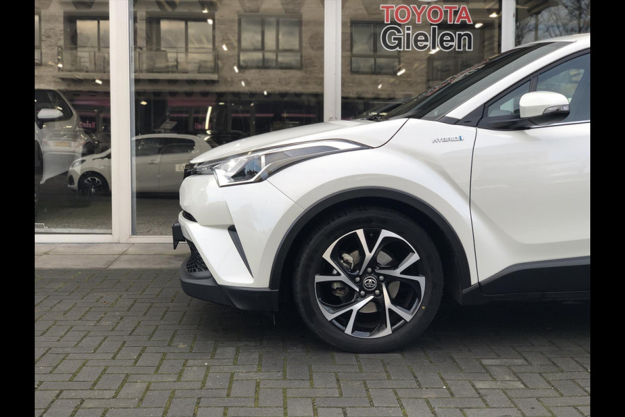 Toyota C-HR 1.8 Hybrid Dynamic | Eerste eigenaar, Navigatie, Stoelverwarming, 18 inch, Privacy Glass, Parelmoer wit, DAB