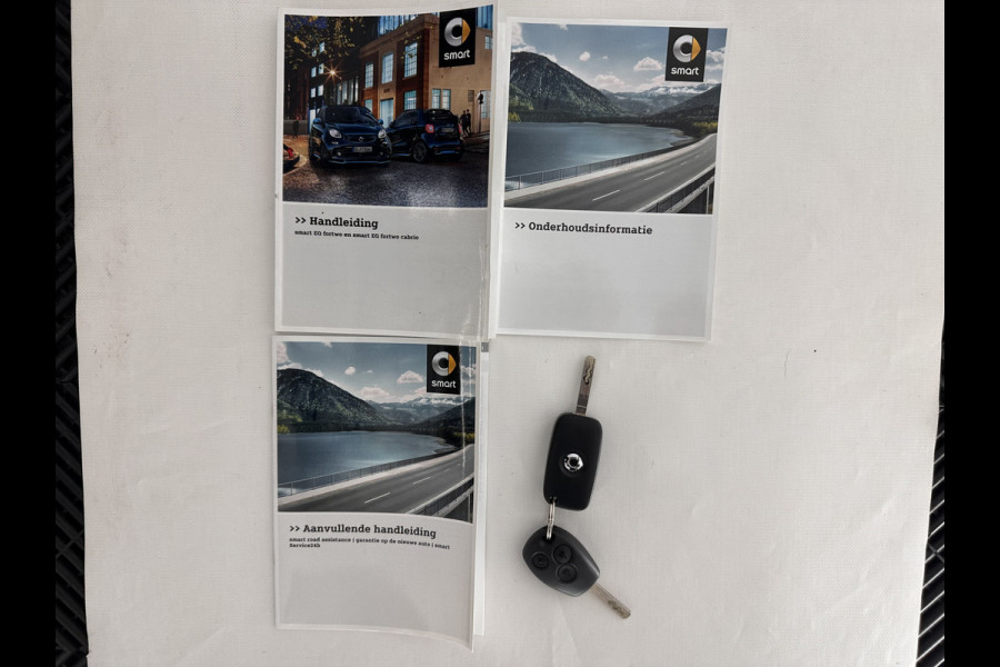 Smart Fortwo EQ Business Solution Pack-Sport 18 kWh [ 3-Fase ] (INCL-BTW) *FULL-LEATHER | NAVI-FULLMAP | HEATED-SEATS | AIRCO | CRUISE | COMFORT-SEATS | AMBIENT-LIGHT | 16''ALU*