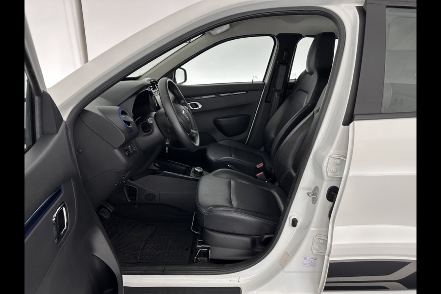 Dacia Spring Business 27 kWh Pack-Techno (INCL-BTW) Aut. *NAVI-FULLMAP | FULL-LEATHER | COMFORT-SEATS | CAMERA | DAB+ | CCS-FASTLOADER | AIRCO | PDC | CRUISE | 14''ALU*