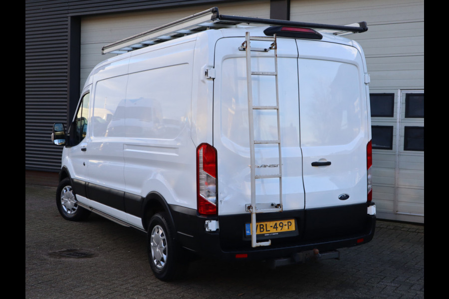 Ford Transit 350 2.0 TDCI 130 pk Euro 6 - L3H2 - RWD - Imperiaal - Trekhaak 2.750 kg